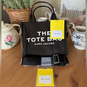 NWT Marc Jacobs Canvas Small Tote Bag (Black)